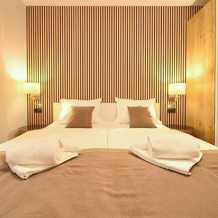 Apartments Adria Danka Krk Town Luaran gambar