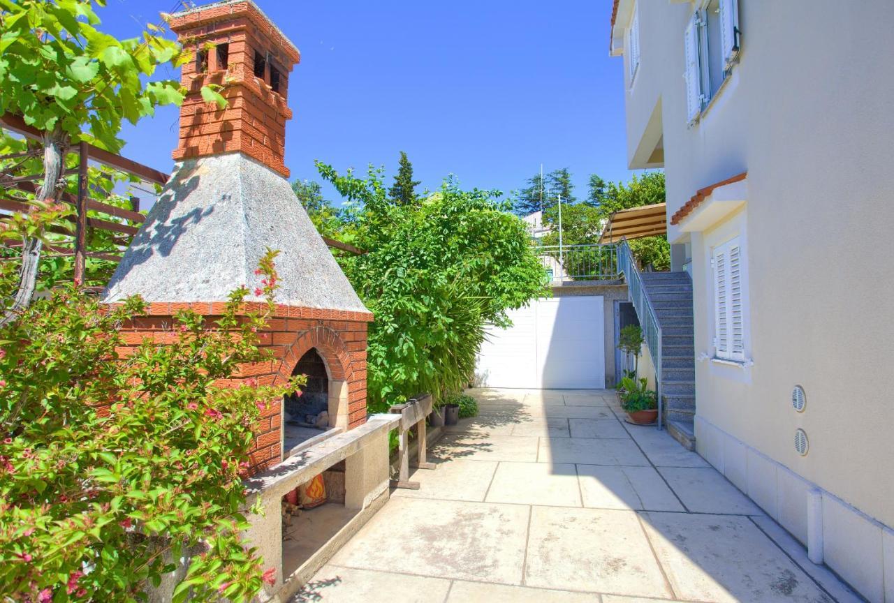 Apartments Adria Danka Krk Town Luaran gambar