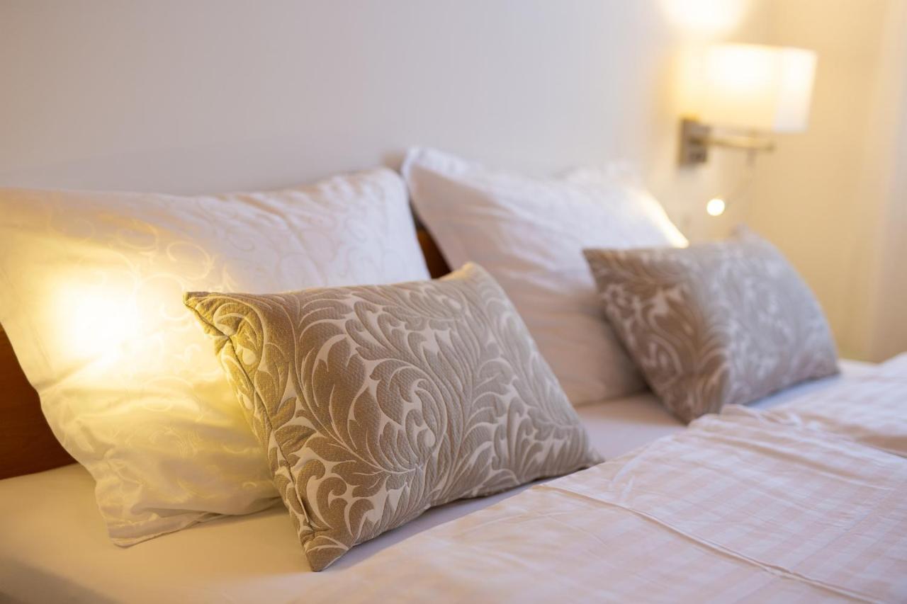 Apartments Adria Danka Krk Town Luaran gambar