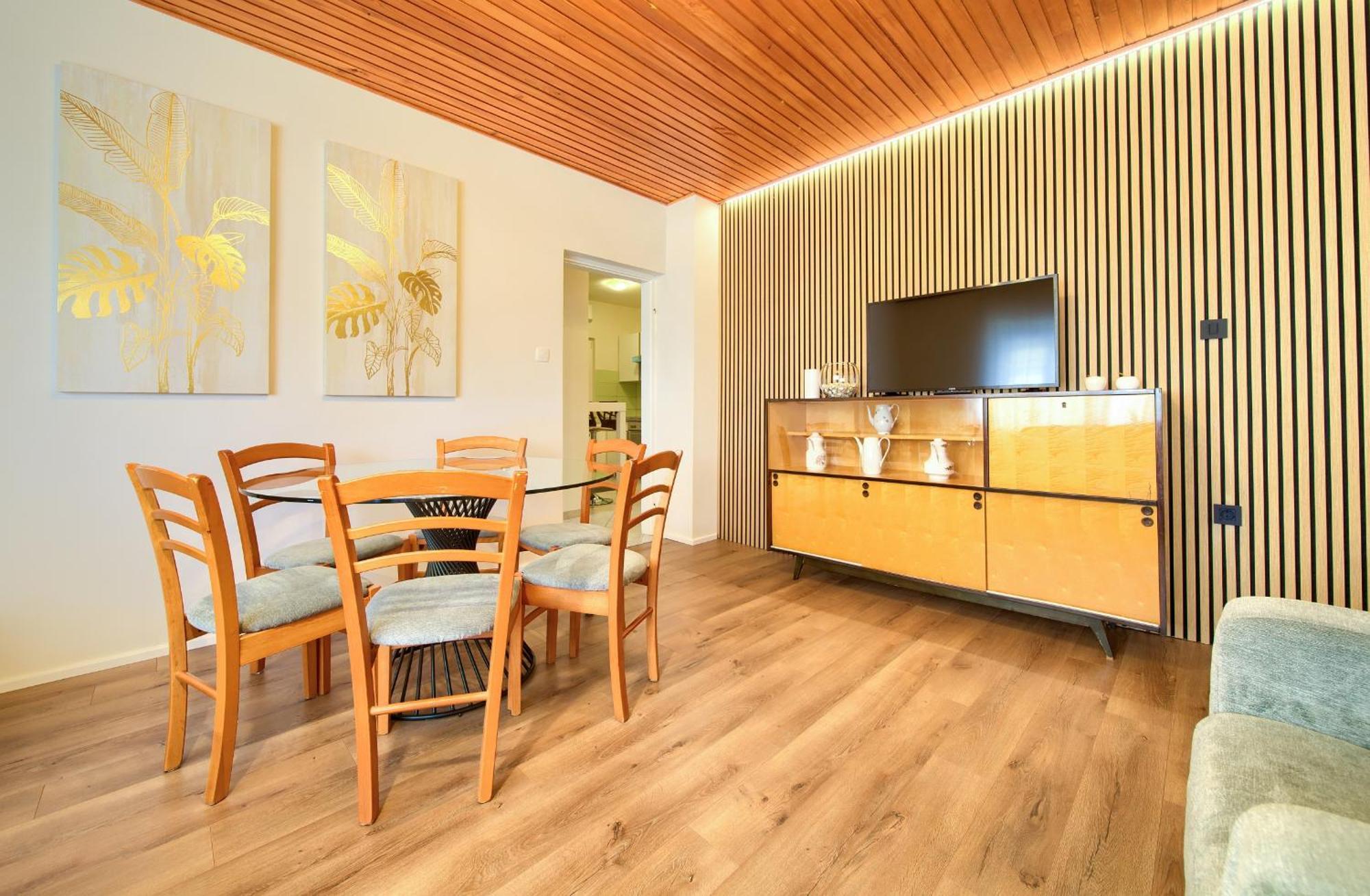 Apartments Adria Danka Krk Town Luaran gambar